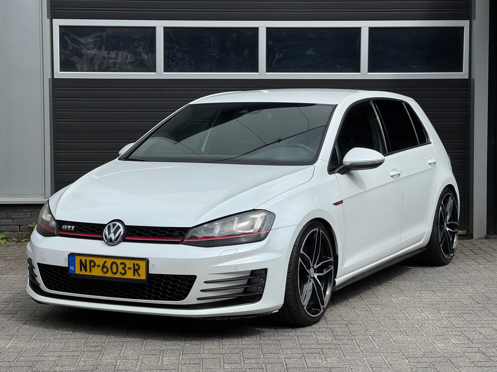 Volkswagen Golf 2.0 TSI GTI DSG Performance Navi, Camera, Le, Auto's, Volkswagen, Gebruikt, Euro 6, 4 cilinders, 1984 cc