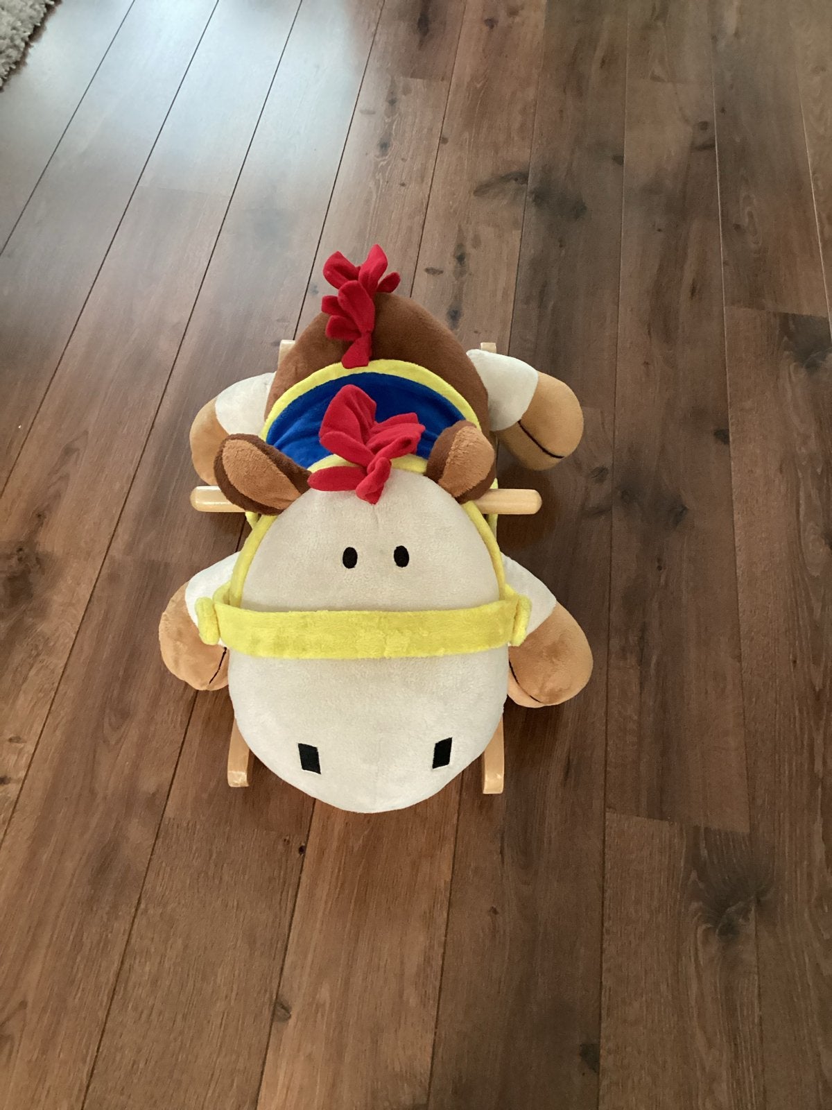 Schattig hobbelpaard voor uren speelplezier, Ophalen, Zo goed als nieuw
