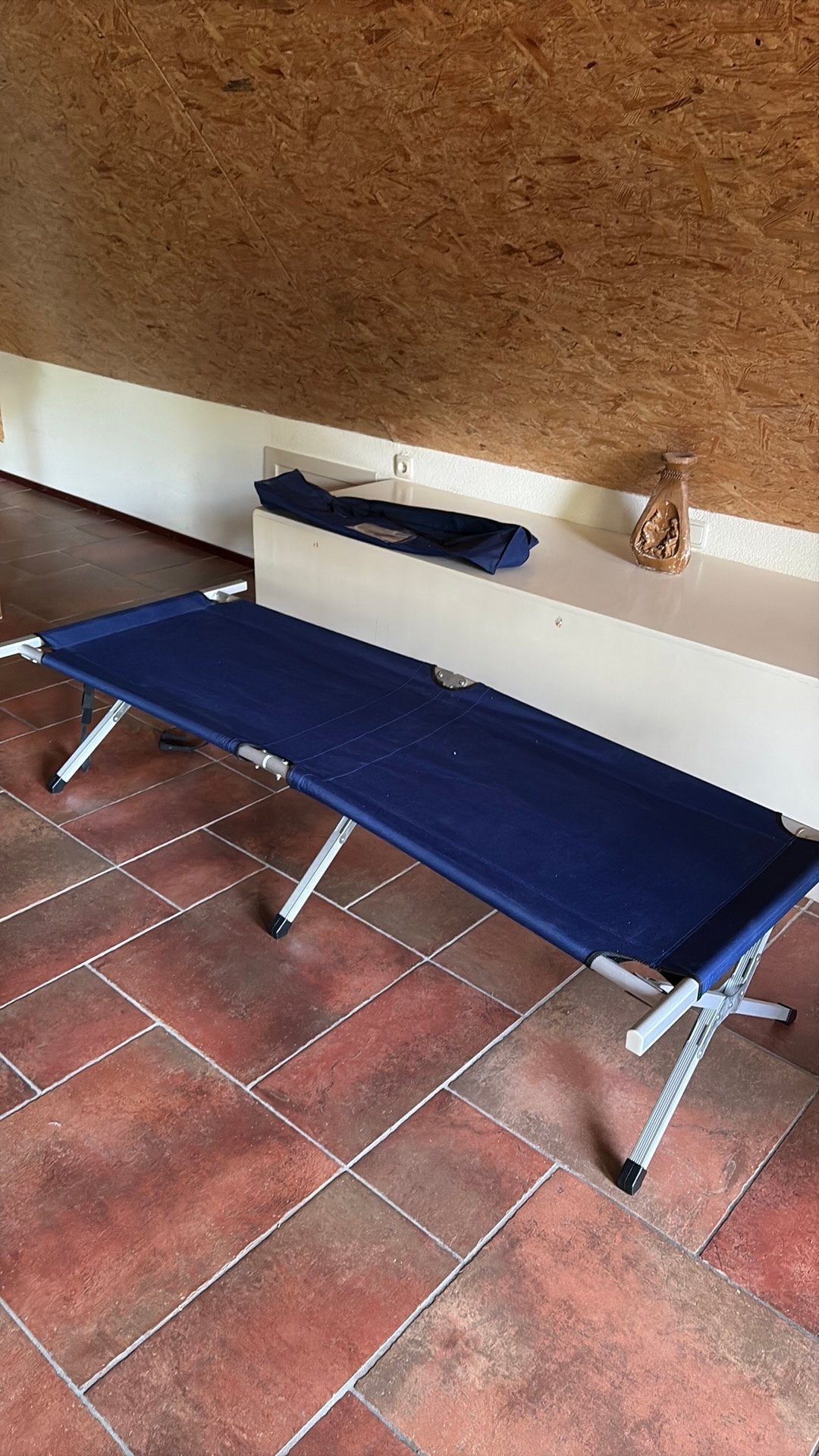 Strecher, campingbed, Ophalen, Nieuw, Campingtafel