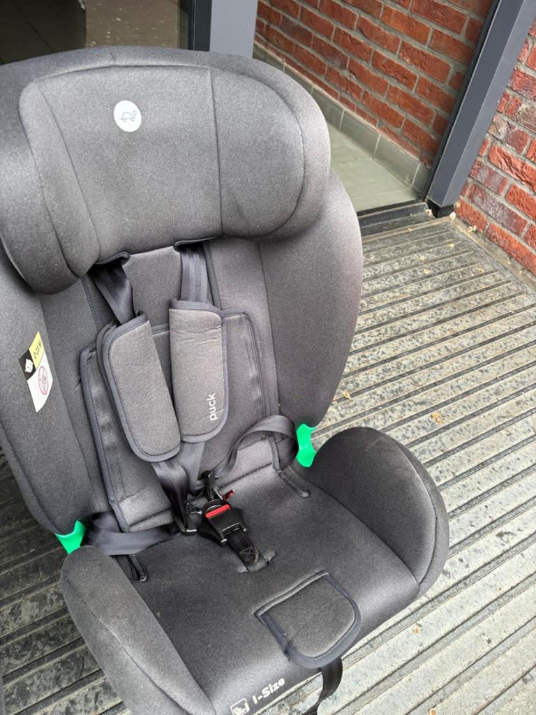 Puck i-Size autostoel - Grijs 2 stuks, Overige merken, Autogordel of Isofix, Gebruikt, Verstelbare rugleuning