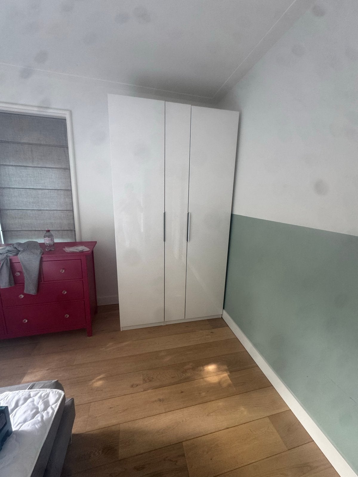Witte kledingkast ikea met planken en lades - 235x125x60cm, Ophalen, Gebruikt, 100 tot 150 cm, 200 cm of meer