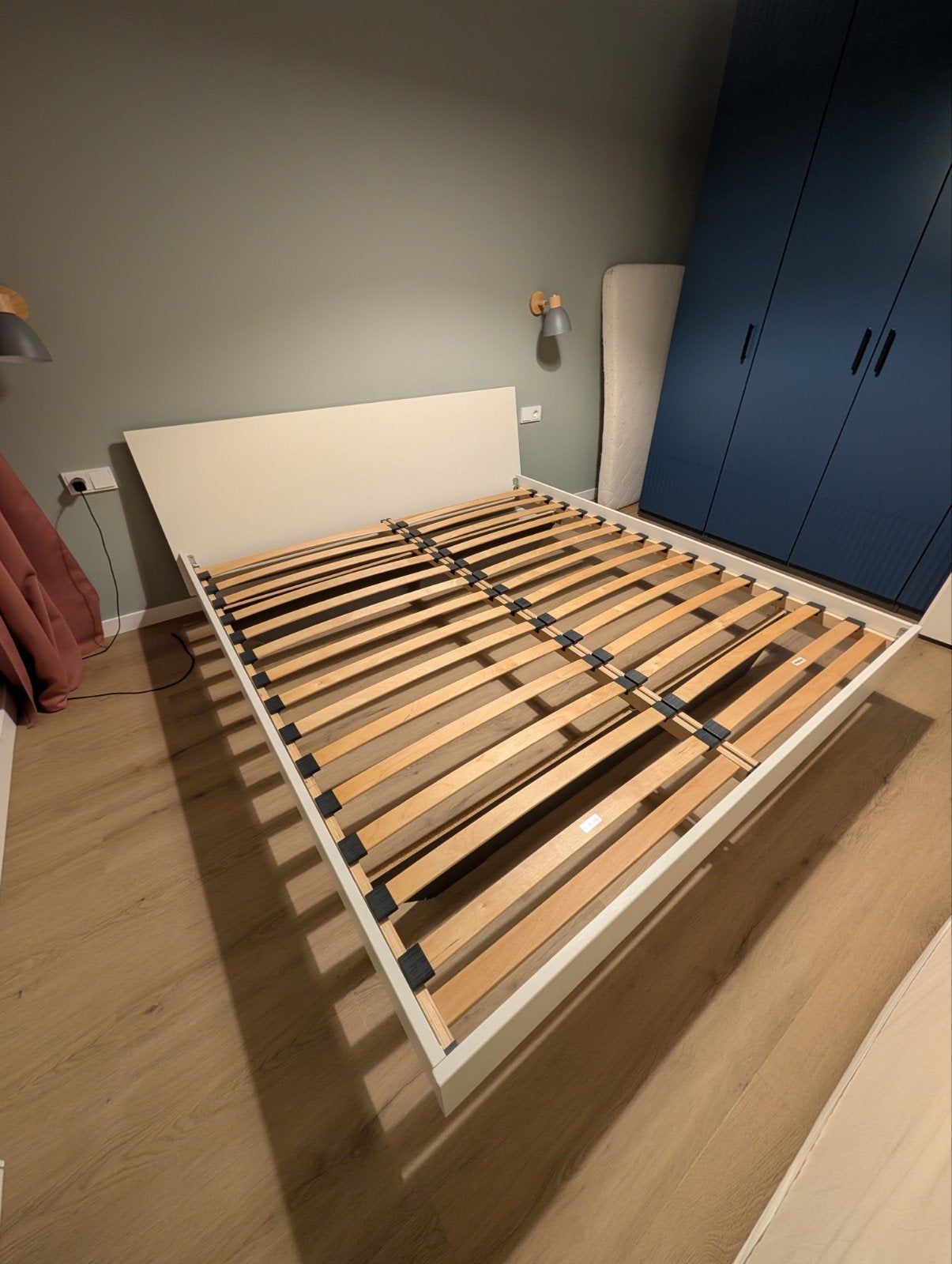 bed frame 180x200, Ophalen, Wit, Tweepersoons, Zo goed als nieuw