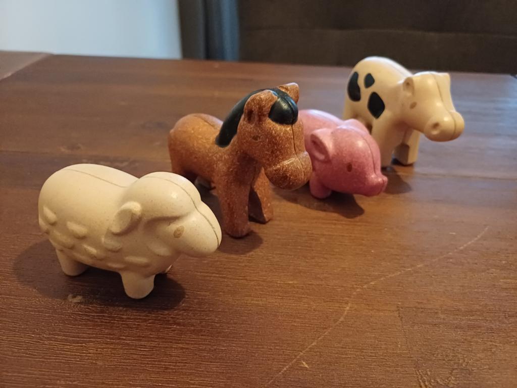 Plantoys boerderij dieren set - Houten speelgoed, Kinderen en Baby's, Speelgoed | Houten speelgoed, Ophalen, Zo goed als nieuw