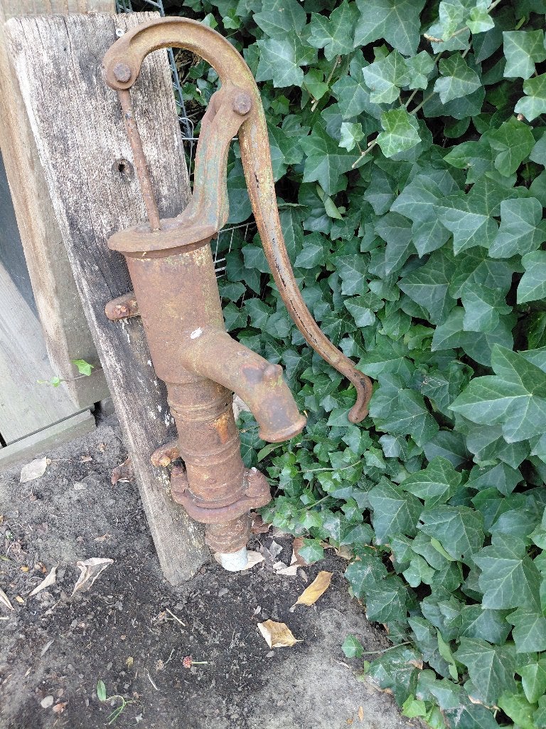 Antieke gietijzeren waterpomp, Ophalen, Gebruikt, Handmatig, Overige typen