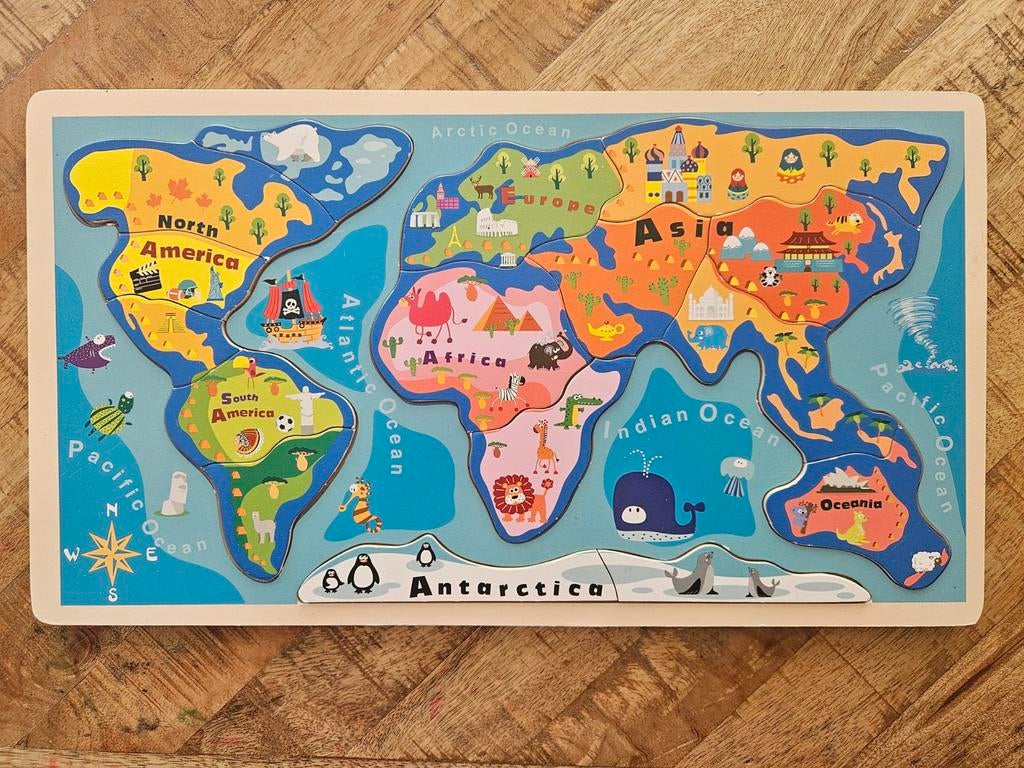 Houten wereldkaart puzzel, Ophalen, 10 tot 50 stukjes, Zo goed als nieuw