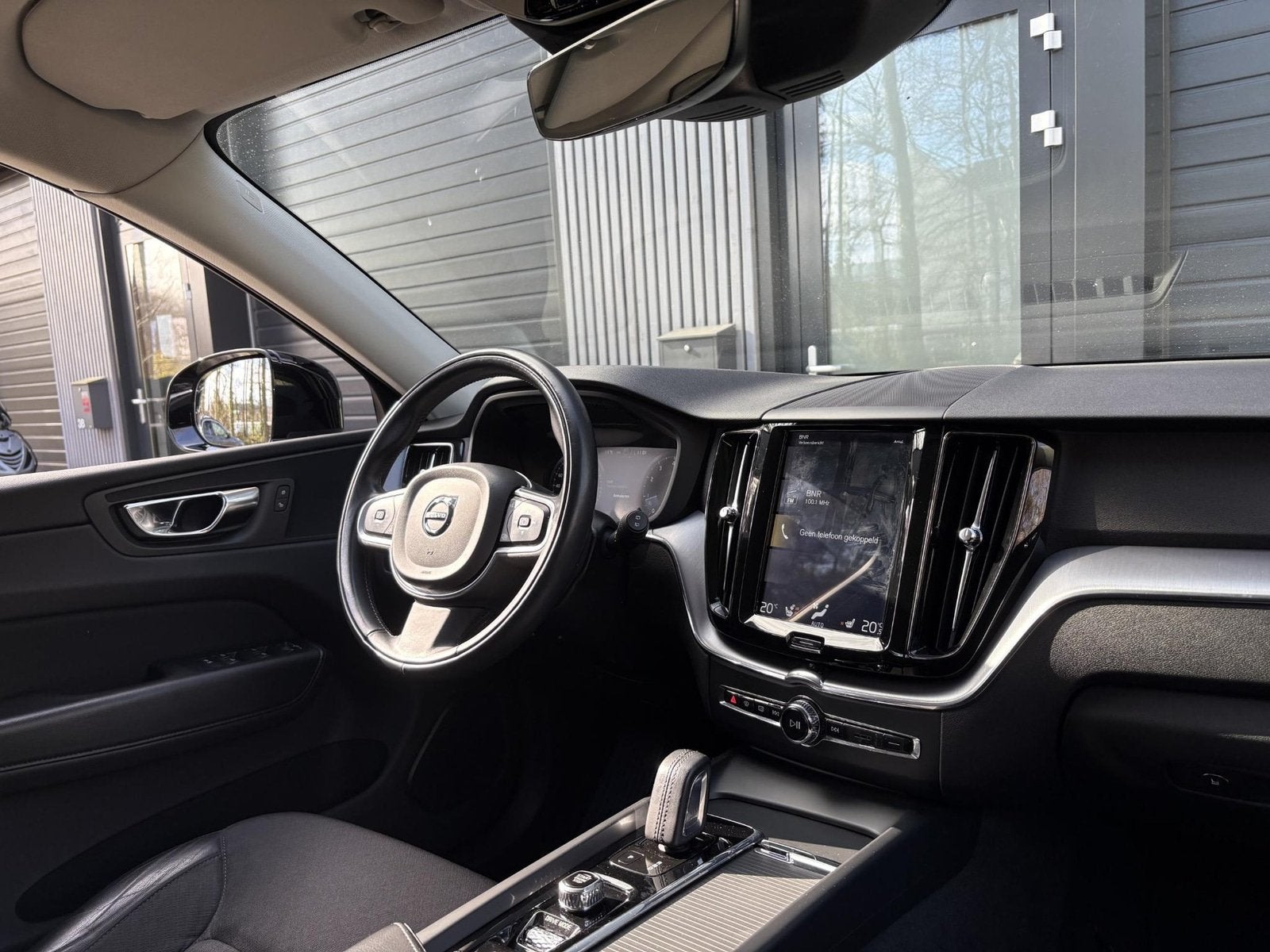 Volvo XC60 2.0 B5 Momentum Pro (bj 2020, automaat), Automaat, 15 km/l, Gebruikt, Euro 6