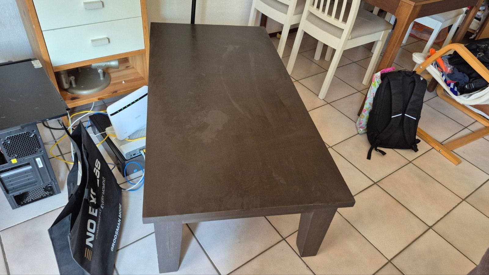 Donkerbruine salontafel, Ophalen, Gebruikt, 100 tot 150 cm, 50 tot 100 cm