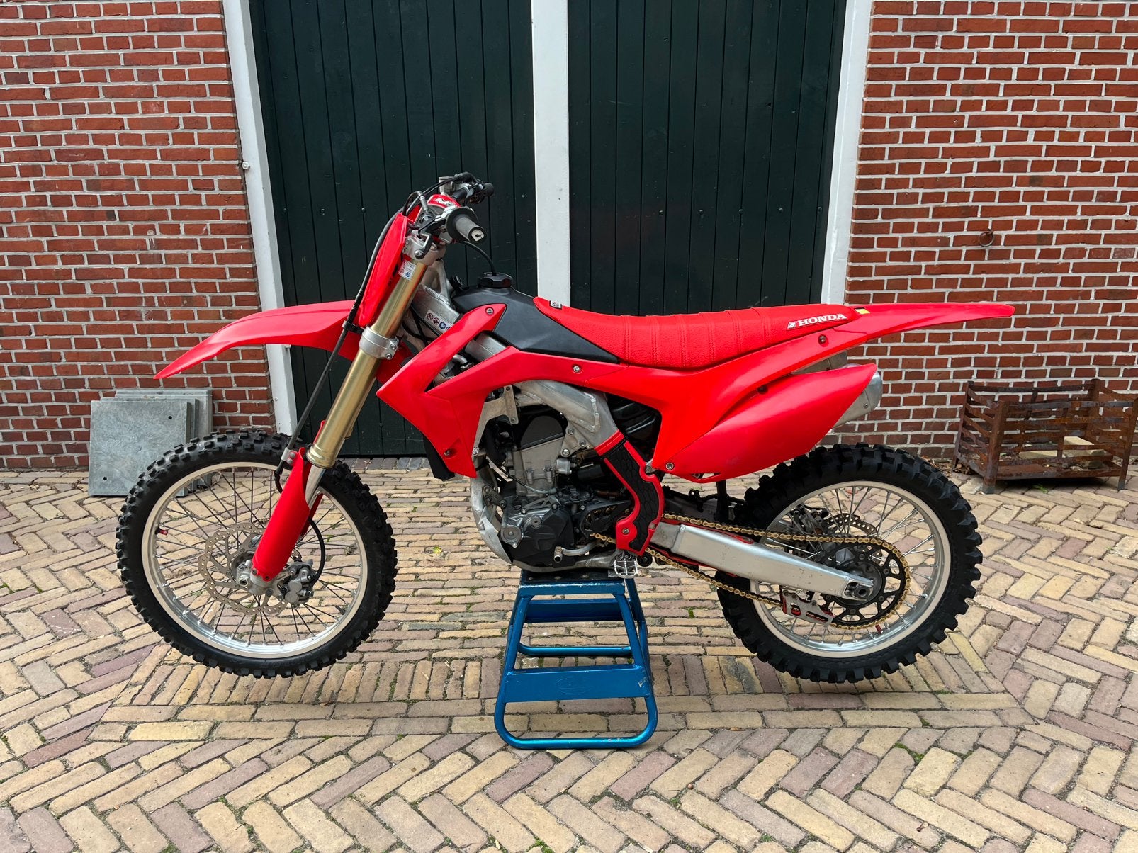 Honda crf 250, Bedrijf, Crossmotor