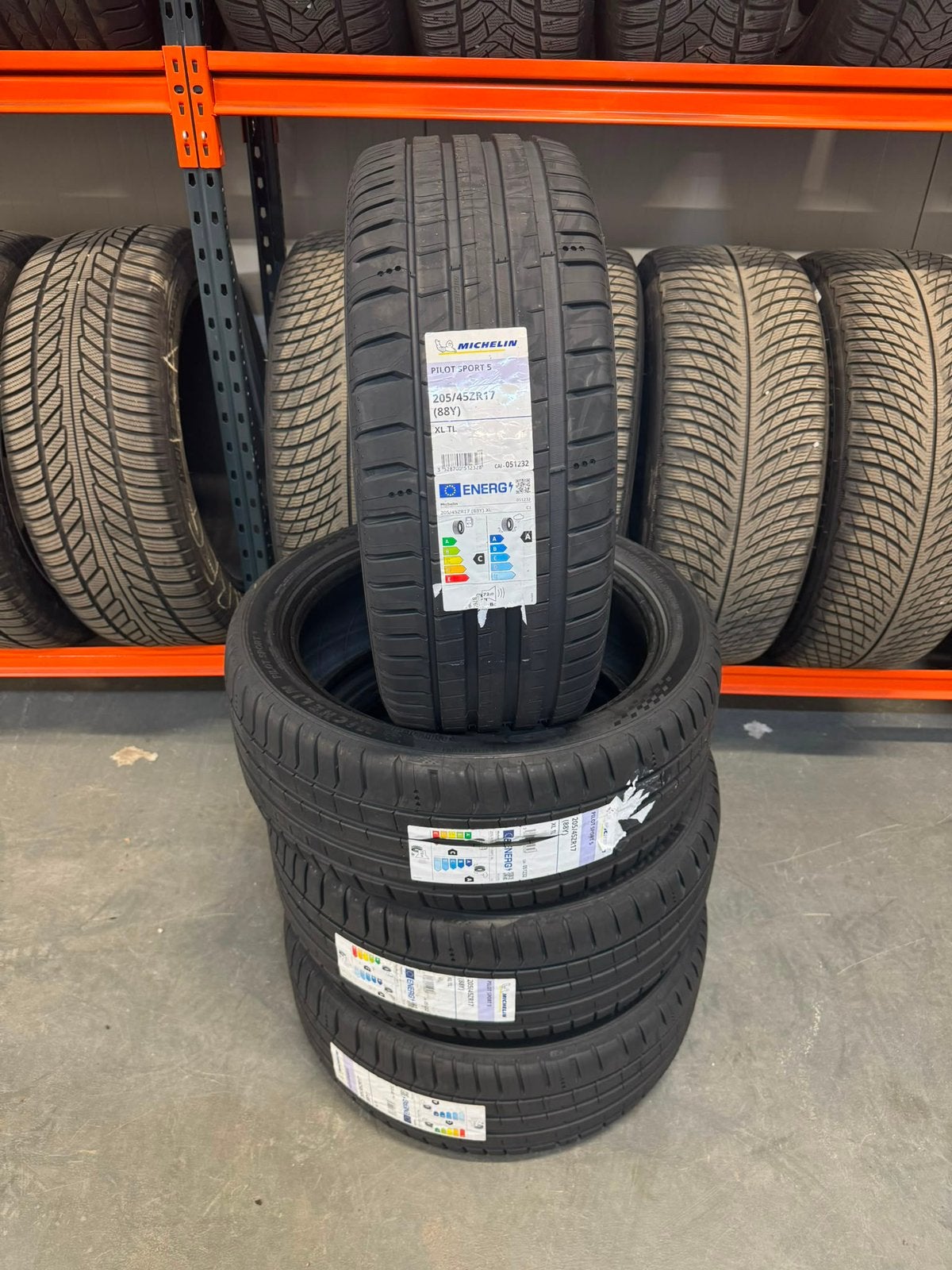 Michelin Pilot Sport 5 NIEUW 205 45 17, Auto-onderdelen, Banden en Velgen, Ophalen, Contact@tc.michelin.eu, Nieuw, 17 inch