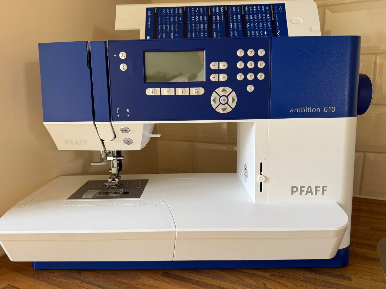Pfaff naaimachine, Ophalen, Zo goed als nieuw, Naaimachine, Pfaff
