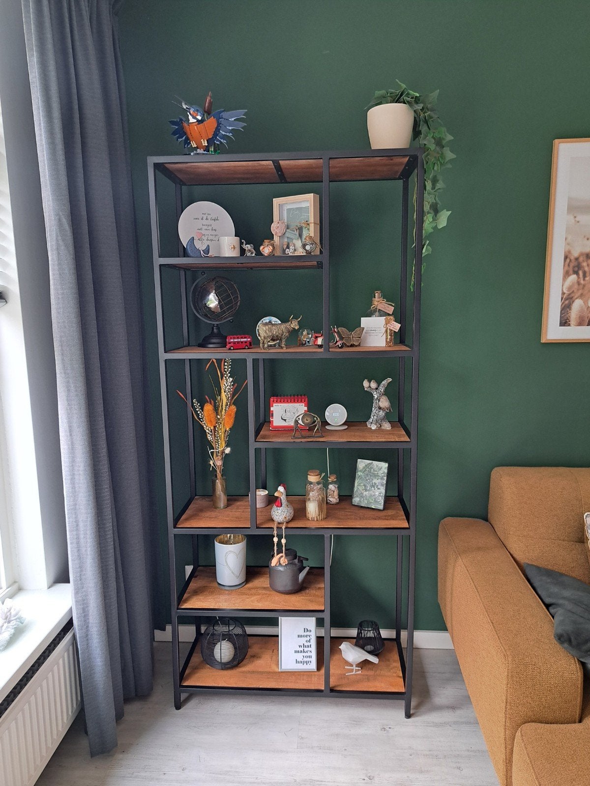 Wandmeubel Mango Hout met Zwart Frame 84x35x188cm, Ophalen, Met plank(en), Zo goed als nieuw, Minder dan 150 cm