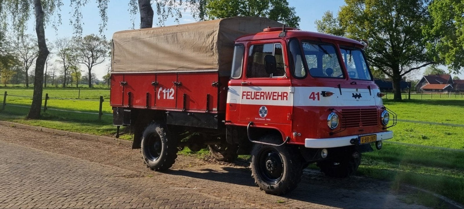 robur lo2002 B-rijbewijs brandweerwagen DDR, Auto's, Handgeschakeld, Vierwielaandrijving, Particulier, 3400 cc