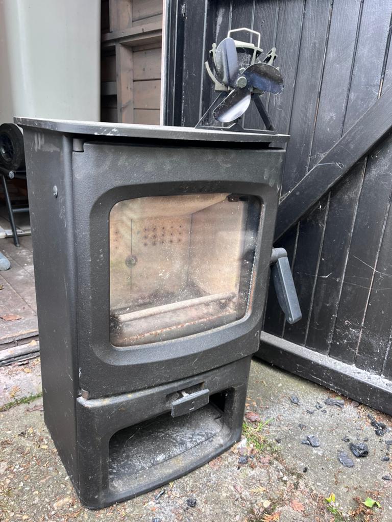 Houtkachel Charnwood Aire3 met 5kuub hout, Ophalen, Gebruikt, Hout, Houtkachel