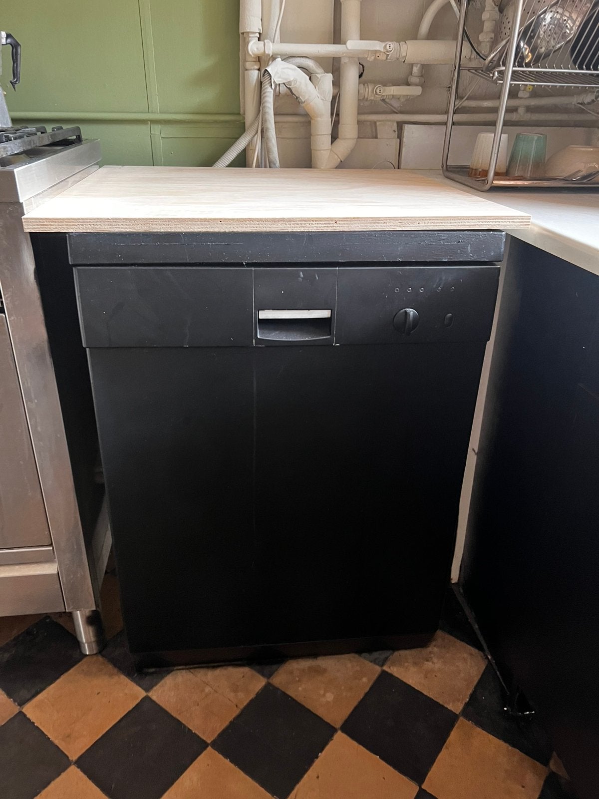 GRATIS WITGOED (kapot), Witgoed en Apparatuur, Vaatwasmachines, Ophalen, Zo goed als nieuw, Inbouw, Minder dan 85 cm