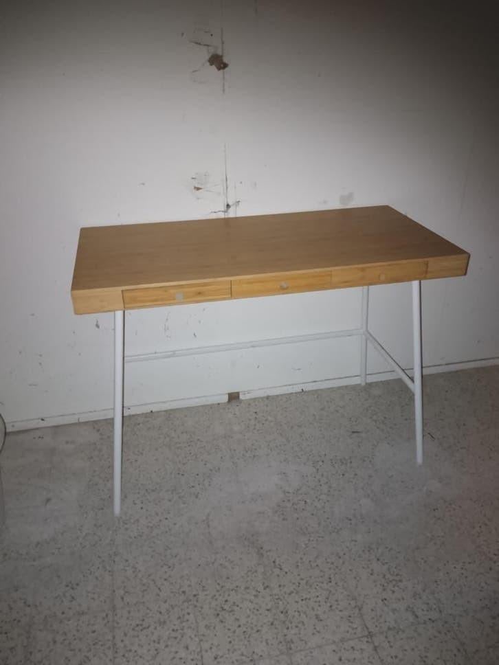 IKEA Lillåsen bureau met 3 laatjes.  ZGAN, Ophalen, Hout, Zo goed als nieuw, IKEA