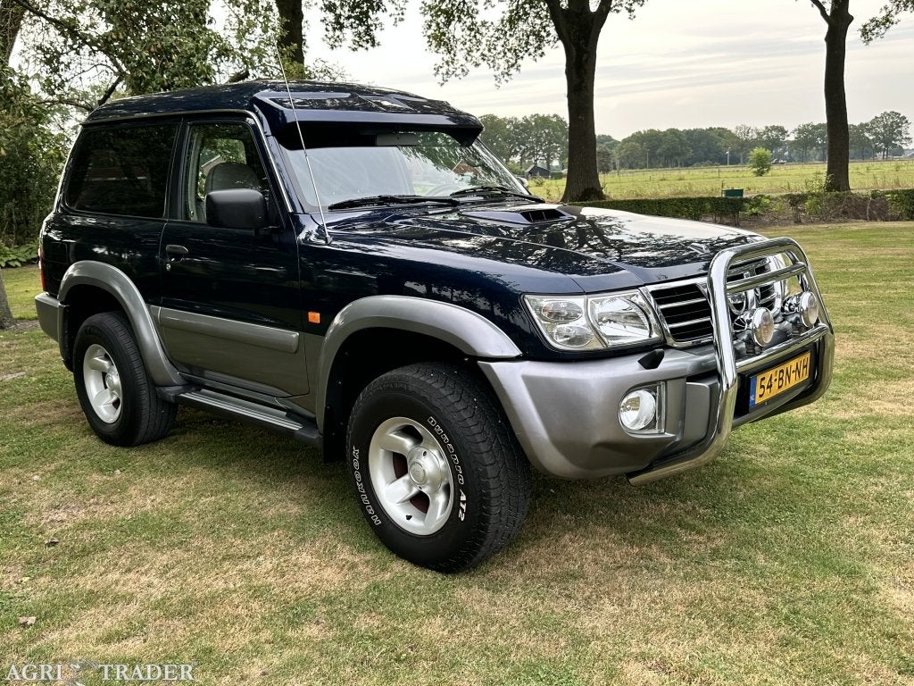 Nissan Patrol (2004), Auto's, Automaat, Beige, 4 cilinders, Blauw