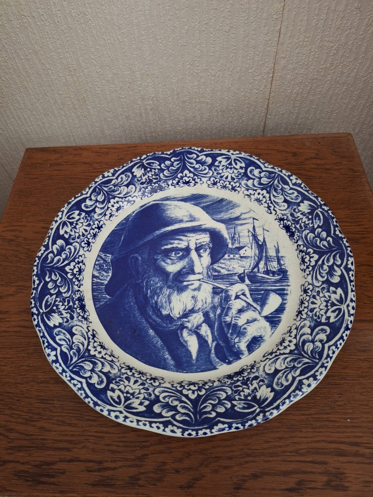 Vintage Delfts Blauw bord met visser en pijp, Ophalen