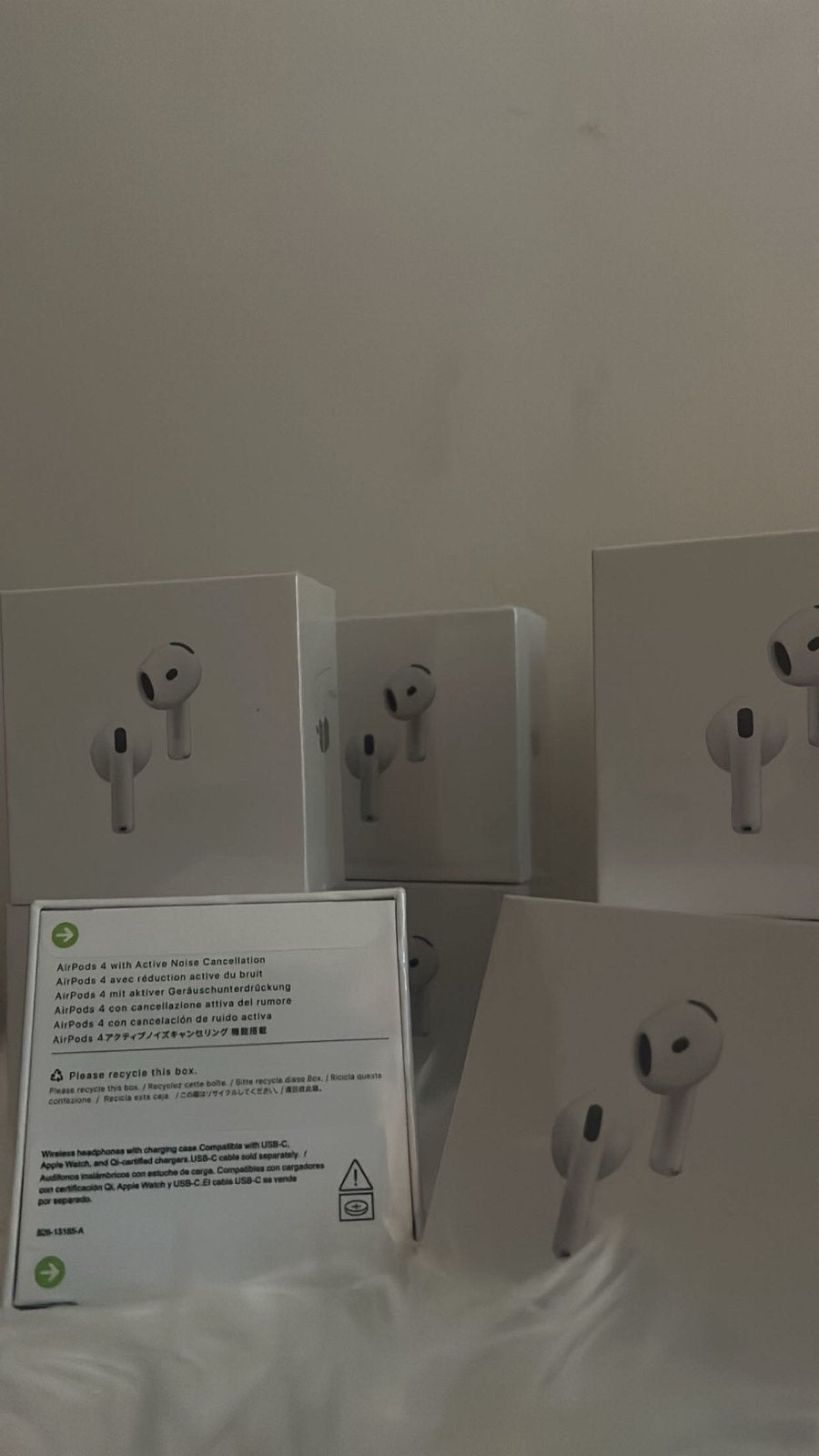 Airpods 4 {geseald}