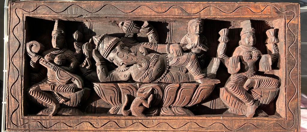 Gedetailleerd Houtsnijwerk van Ganesha, Houtsnijwerk, Ophalen of Verzenden, Handgemaakt, 20 - 50 cm