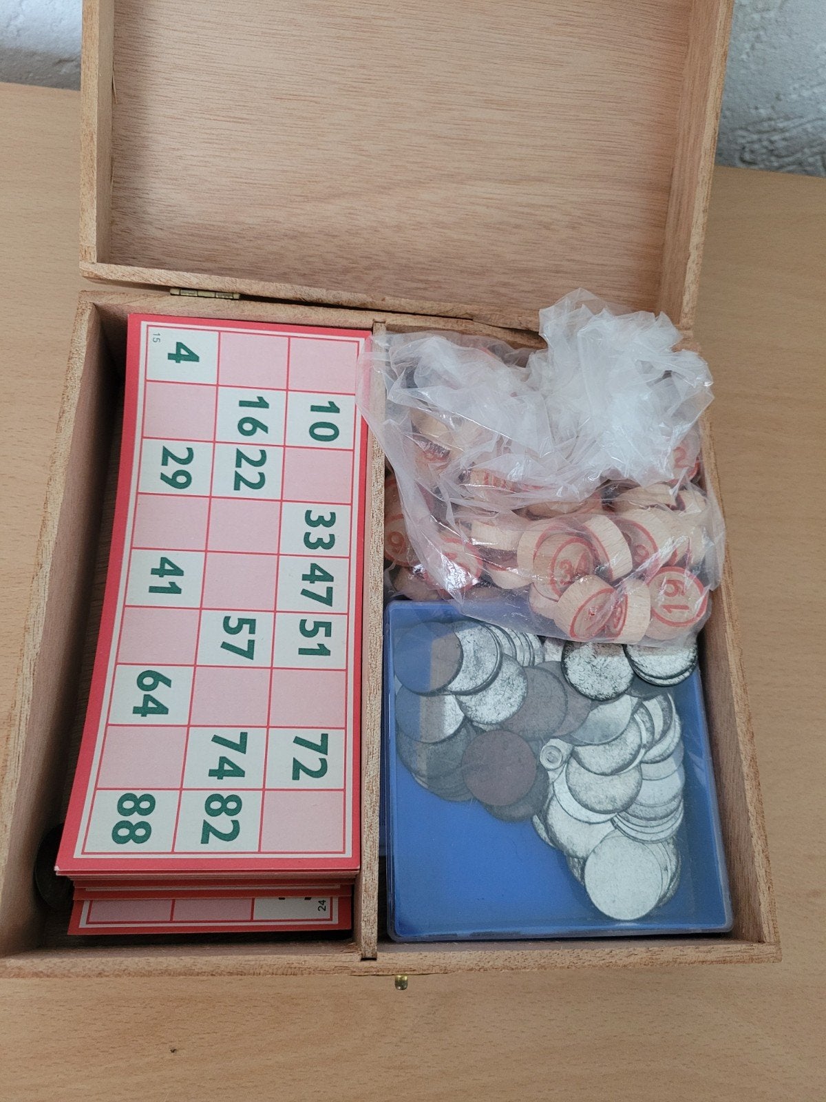 Vintage Lotto Spel van Jumbo in houten kist, Hobby en Vrije tijd, Jumbo Spellen, Ophalen of Verzenden, Drie of vier spelers, Info@jumbo.eu