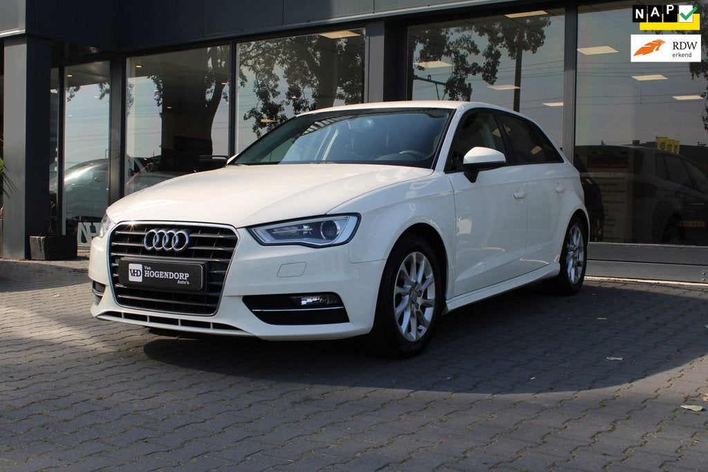 Audi A3 Sportback 1.6 TDI ultra Edition, Auto's, Audi, Bedrijf, Te koop, A3, ABS, Airbags, Airconditioning, Automatische klimaatregeling