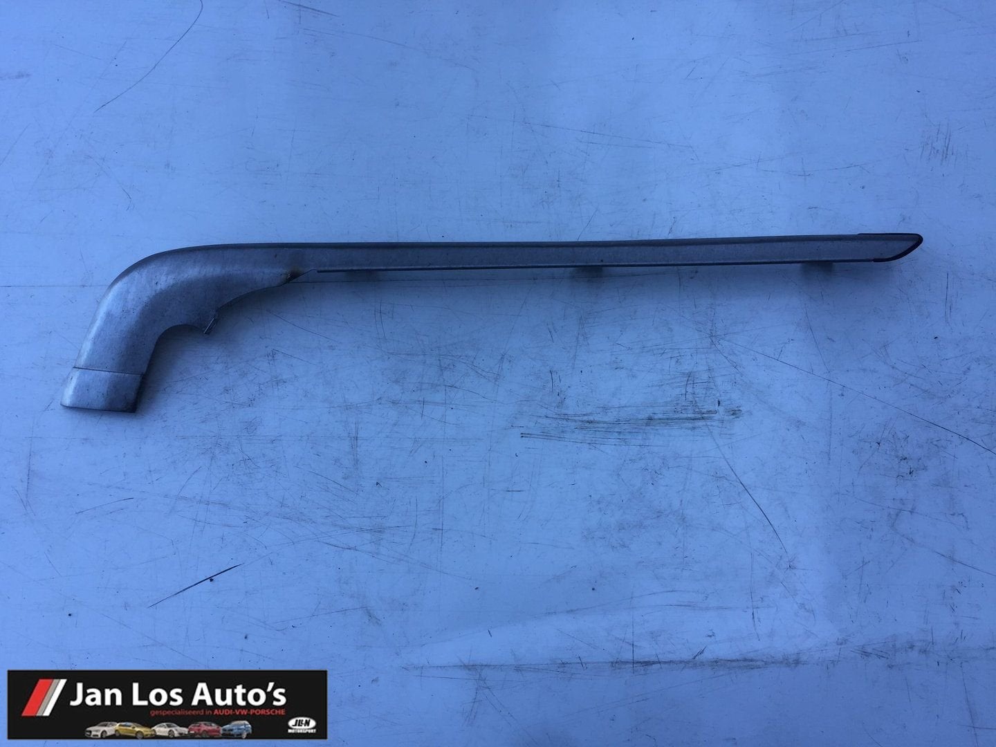 Sierlijst bumper rechtsvoor Audi 80 90 Coupe B2 ('81-'88), Auto-onderdelen, Carrosserie en Plaatwerk, Gebruikt, -, -, Rechts