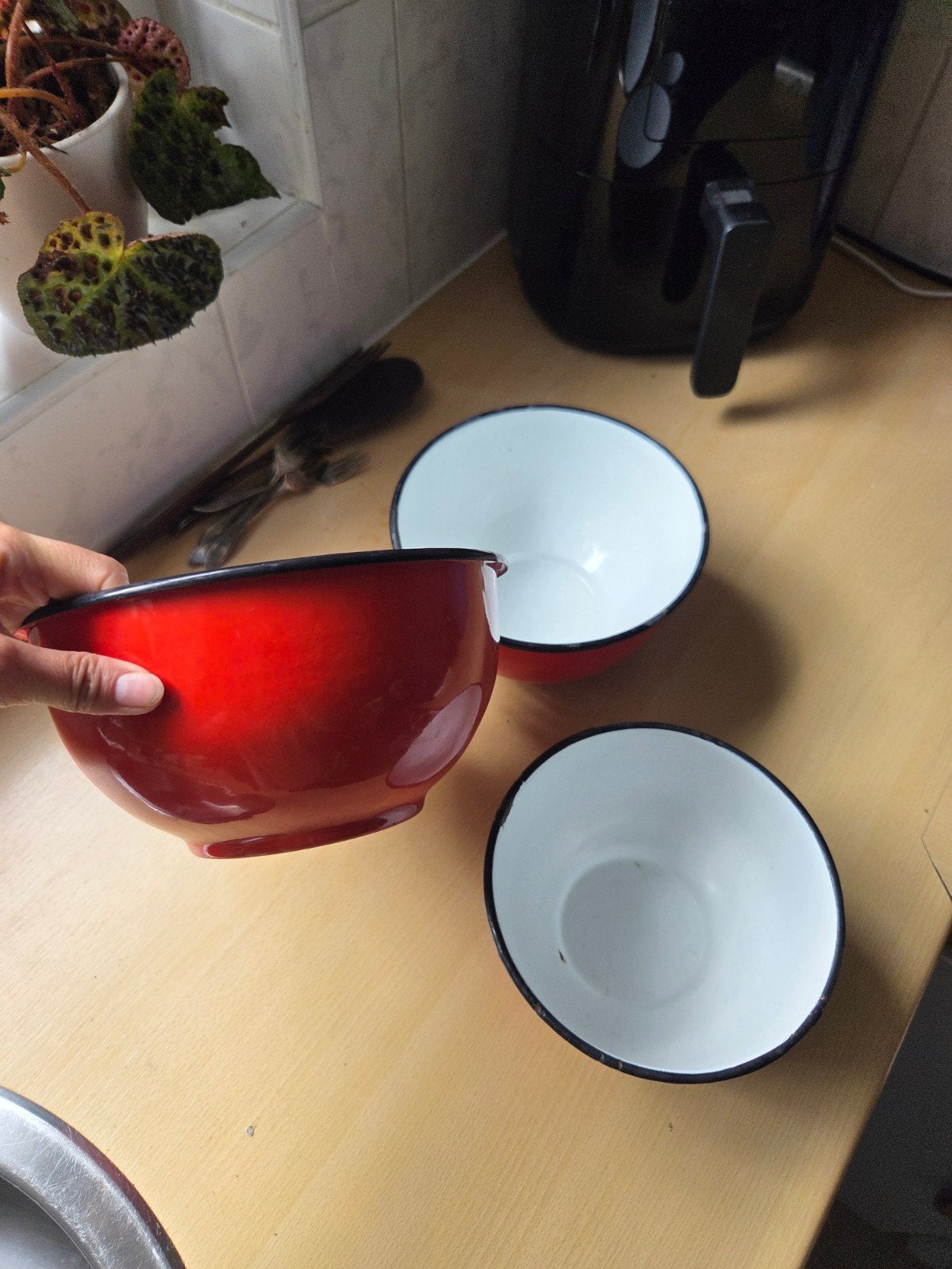 Set van 3 emaille kommen - Rood en Wit, Ophalen of Verzenden