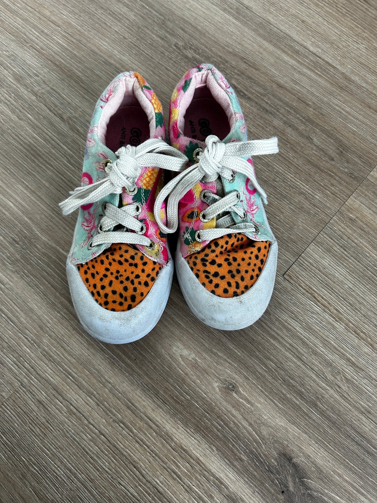 Go bananas sneakers maat 28, Ophalen of Verzenden, Zo goed als nieuw, Meisje, Schoenen
