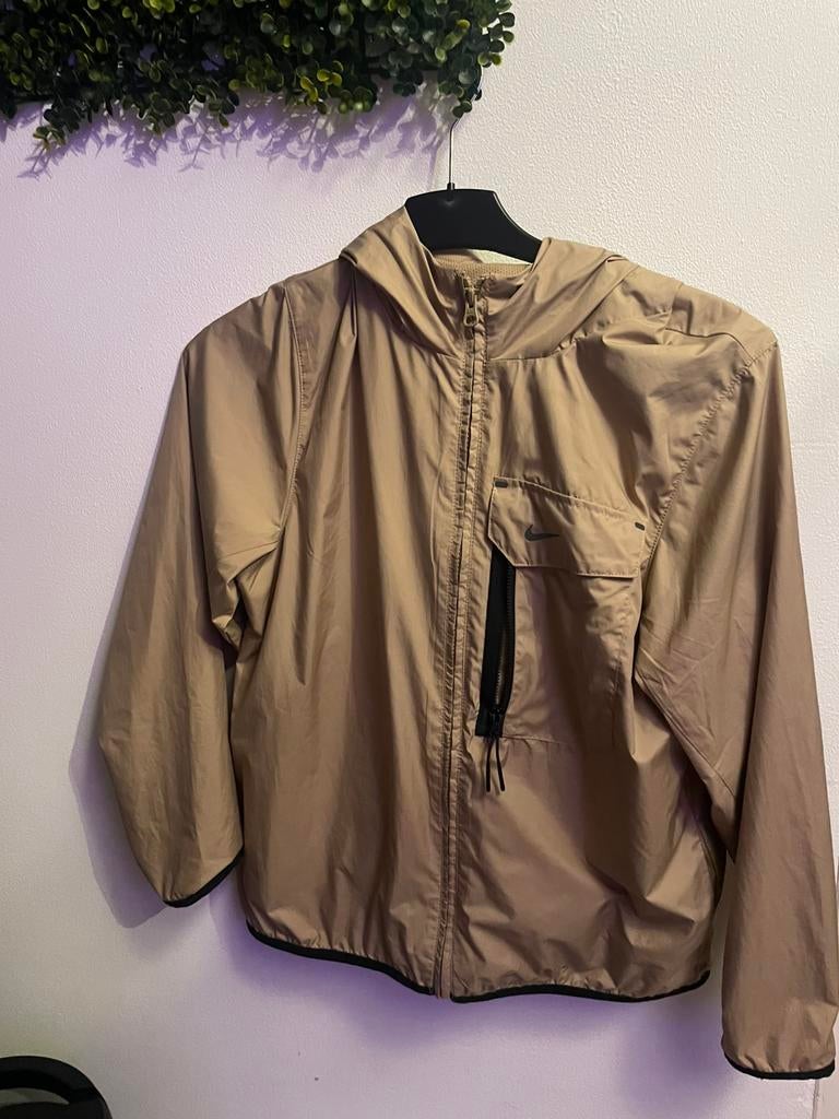 Zomerjas Nike maat XL Junior, Ophalen of Verzenden, Zo goed als nieuw, Jongen, Jas