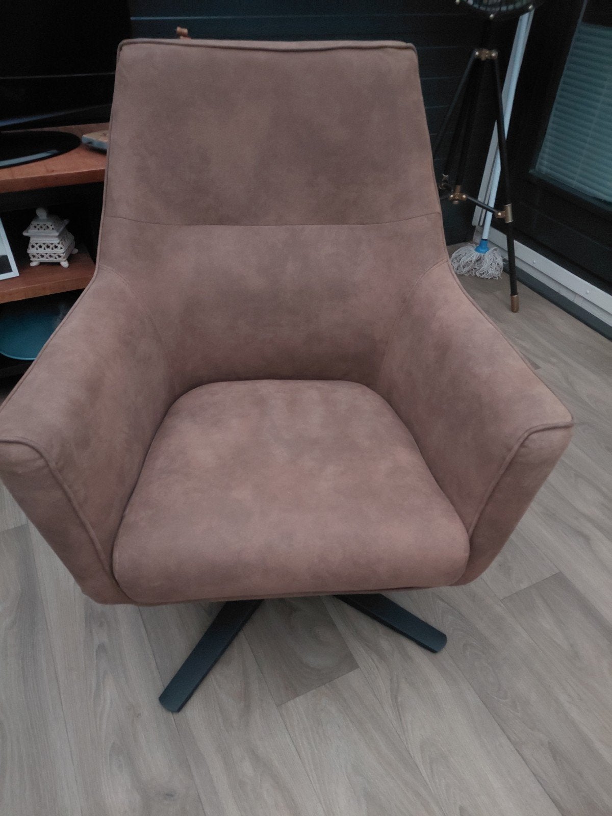 2 faultuils draaistoel kleur taupe, Ophalen, Minder dan 75 cm, Zo goed als nieuw, Stof