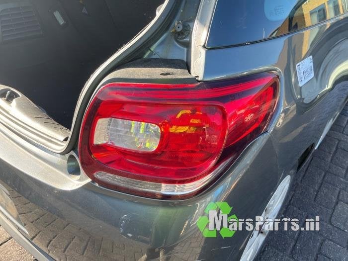 Achterlicht rechts van een Citroen DS3, Gebruikt, -, Ophalen of Verzenden, -