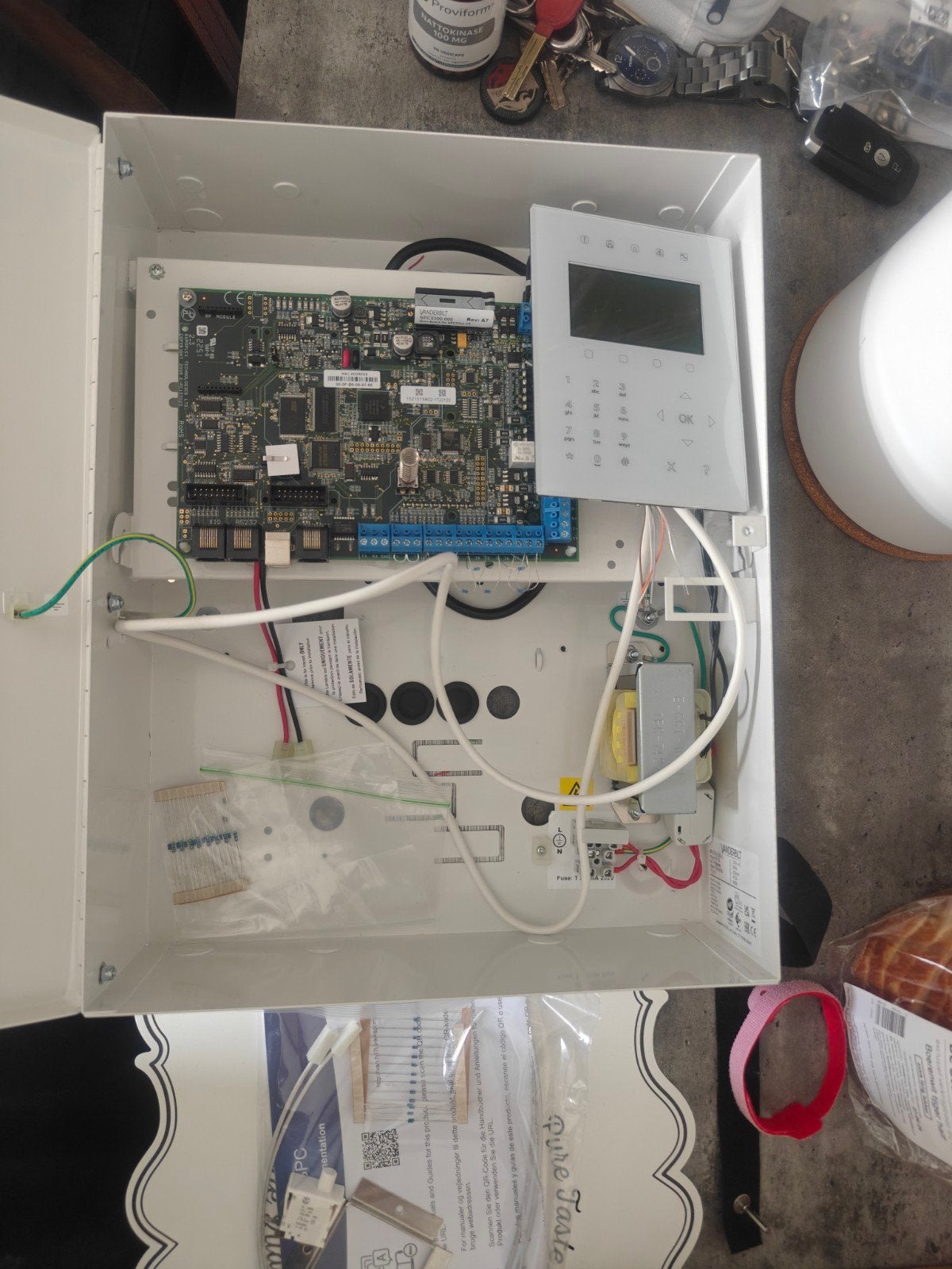 Vanderbilt SPC5330 Alarmcentrale met Compact Keypad, Ophalen, Zo goed als nieuw, Compleet systeem, Overige soorten