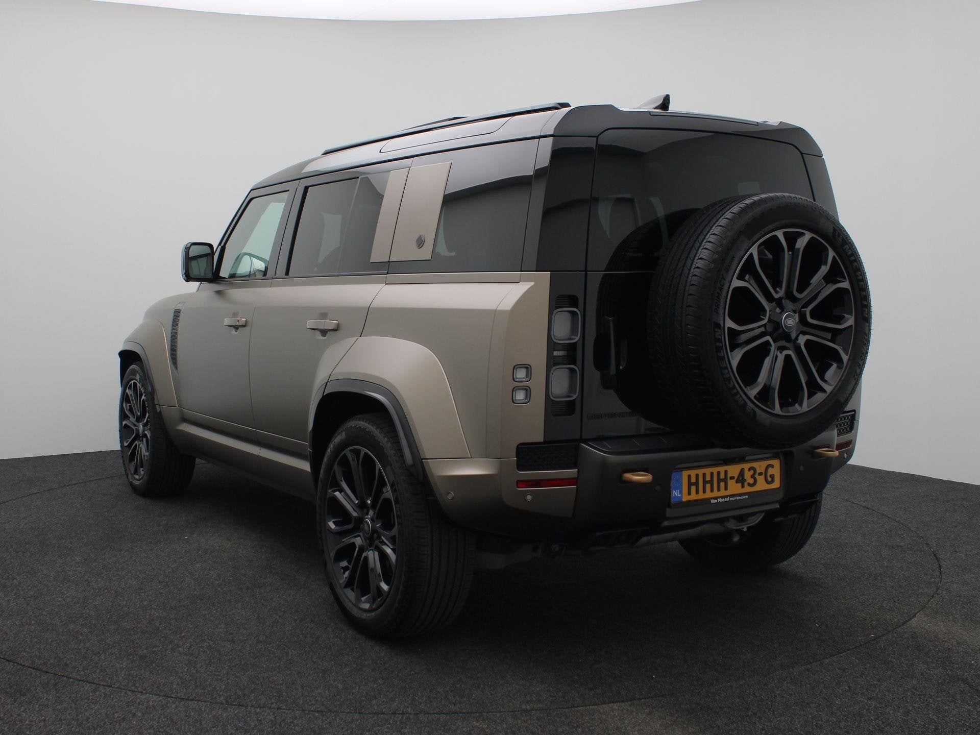 Land Rover Defender 110 4.4 P635 Octa | 6D Dynamics | 22" du, Auto's, Land Rover, 12 maanden, Stof, Gebruikt, 4395 cc