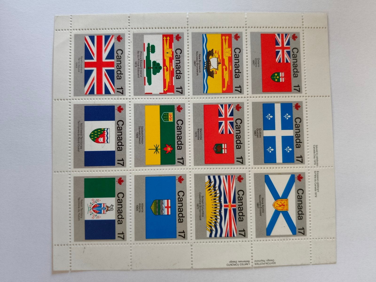 Canada 17 cent postzegels - Provinciale vlaggen, Ophalen of Verzenden