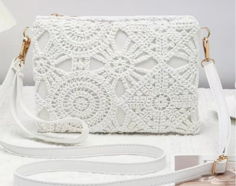 Stijlvolle witte crossbody tas met hol patroon, Verzenden, Nieuw, Wit, Schoudertasje