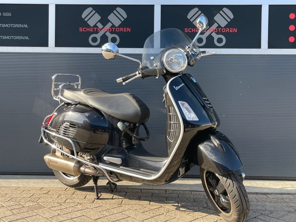 Vespa GTS 250 i.e. 2016 | Akrapovič | 18.018 km, super staat, LED Verlichting, Scooter, Bedrijf, Onbekend