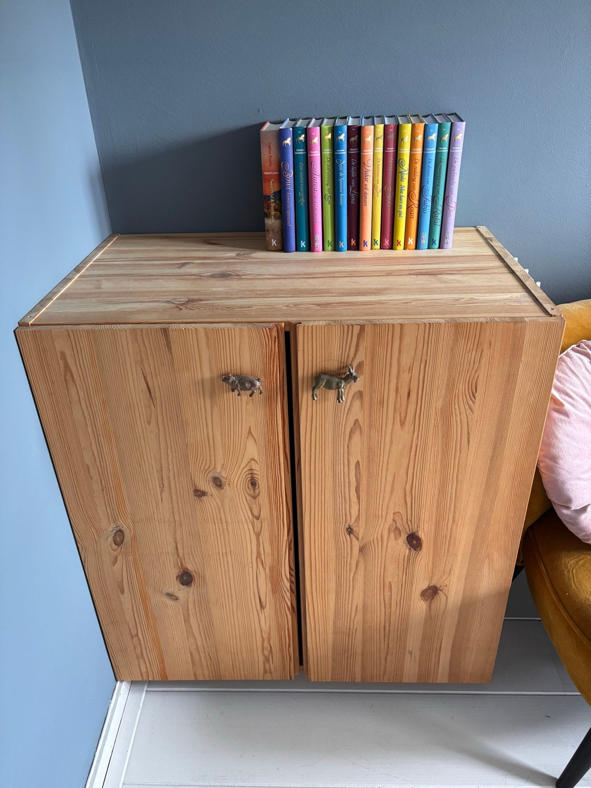 Twee identieke IKEA Ivar kastjes op wieltjes, Ophalen, Minder dan 50 cm, Gebruikt, Minder dan 100 cm