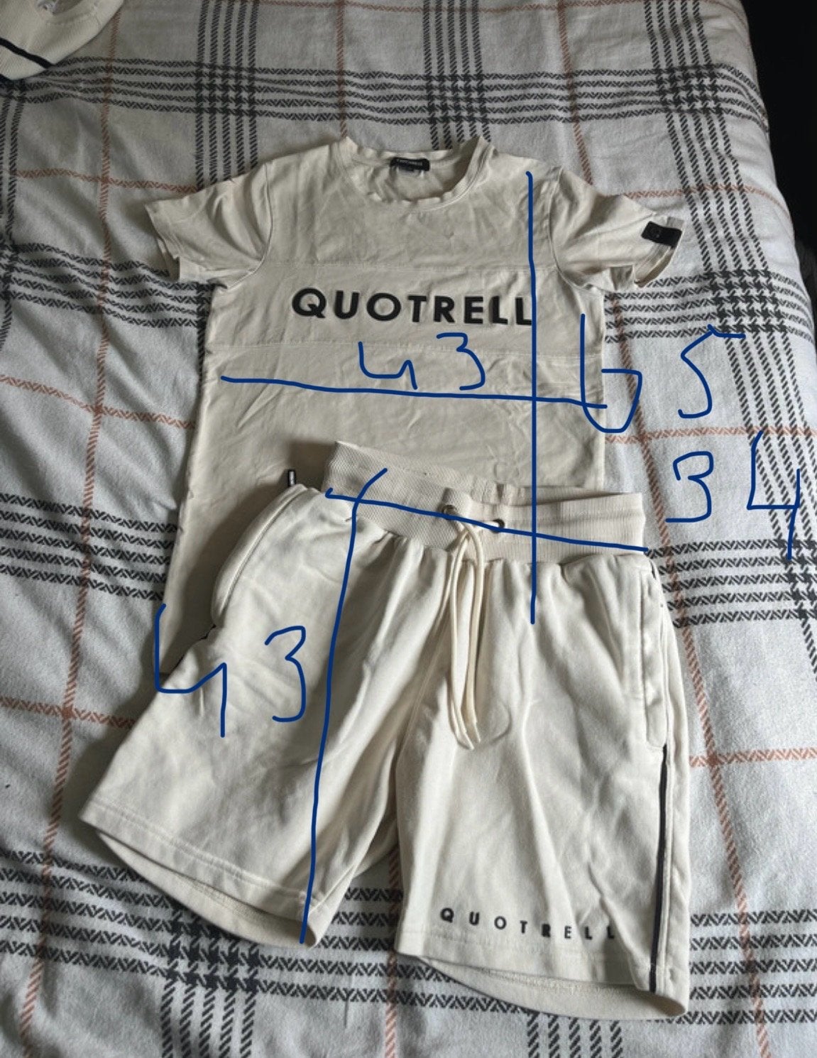 QUOTRELL T-shirt en korte broek set - Maat XS, Ophalen of Verzenden, Zo goed als nieuw