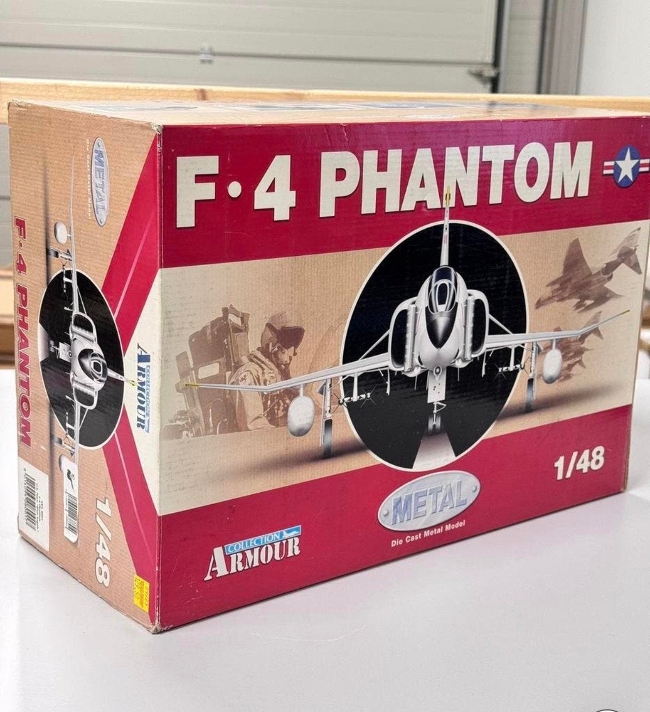 F-4 Phantom U.S. Navy Blue Angels 1:48 ZELDZAAM vliegtuig, Hobby en Vrije tijd, Modelbouw | Vliegtuigen en Helikopters, Overige merken