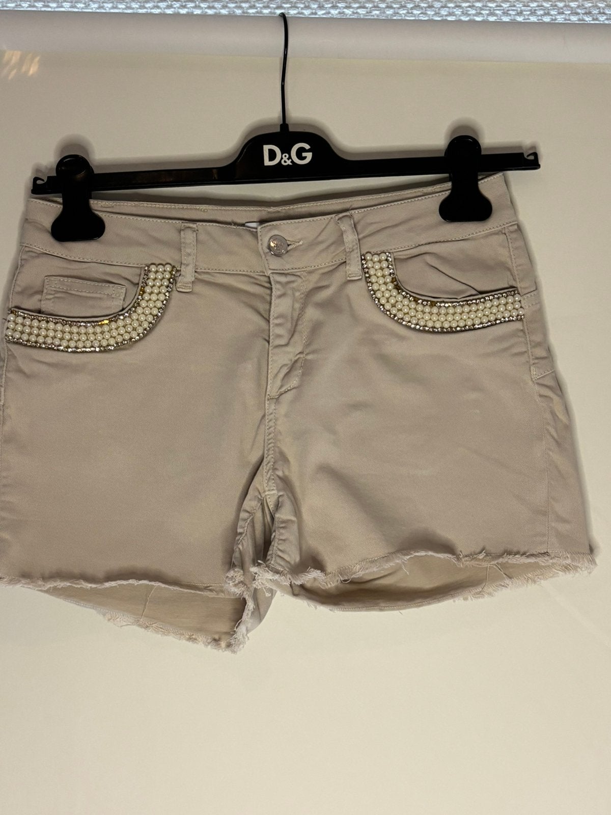 Liu jo korte broek met kralen en steentjes maat 29, Kleding | Dames, Overige kleuren, ., Ophalen of Verzenden, Zo goed als nieuw