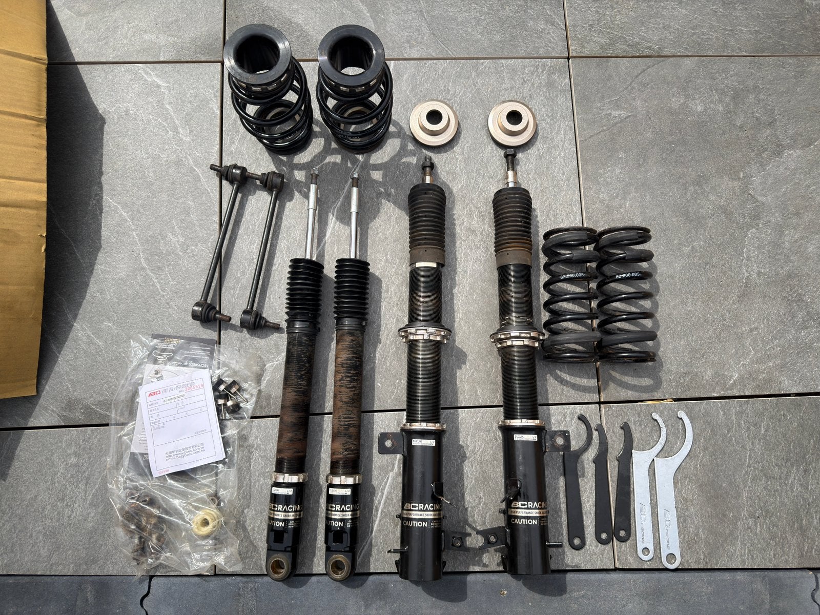 Schroefset/coilovers Suzuki Swift 2010-2017 BC-racing, Ophalen, Gebruikt, Suzuki