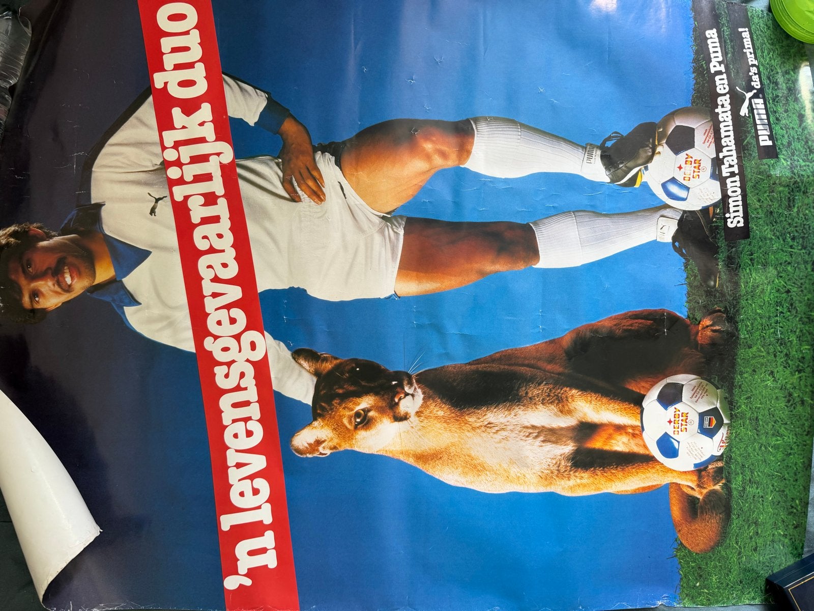 Vintage Puma Poster: Simon Tahamata en Puma, Ophalen of Verzenden, Sport, A1 t/m A3, Rechthoekig Staand