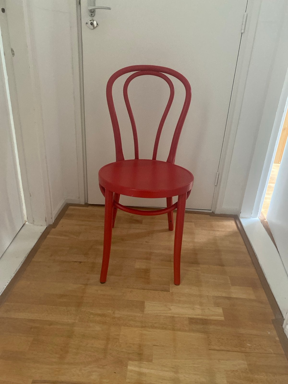 Rode Thonet look a like stoel - ikea, Huis en Inrichting, Stoelen, Ophalen, Gebruikt, Eén, Rood