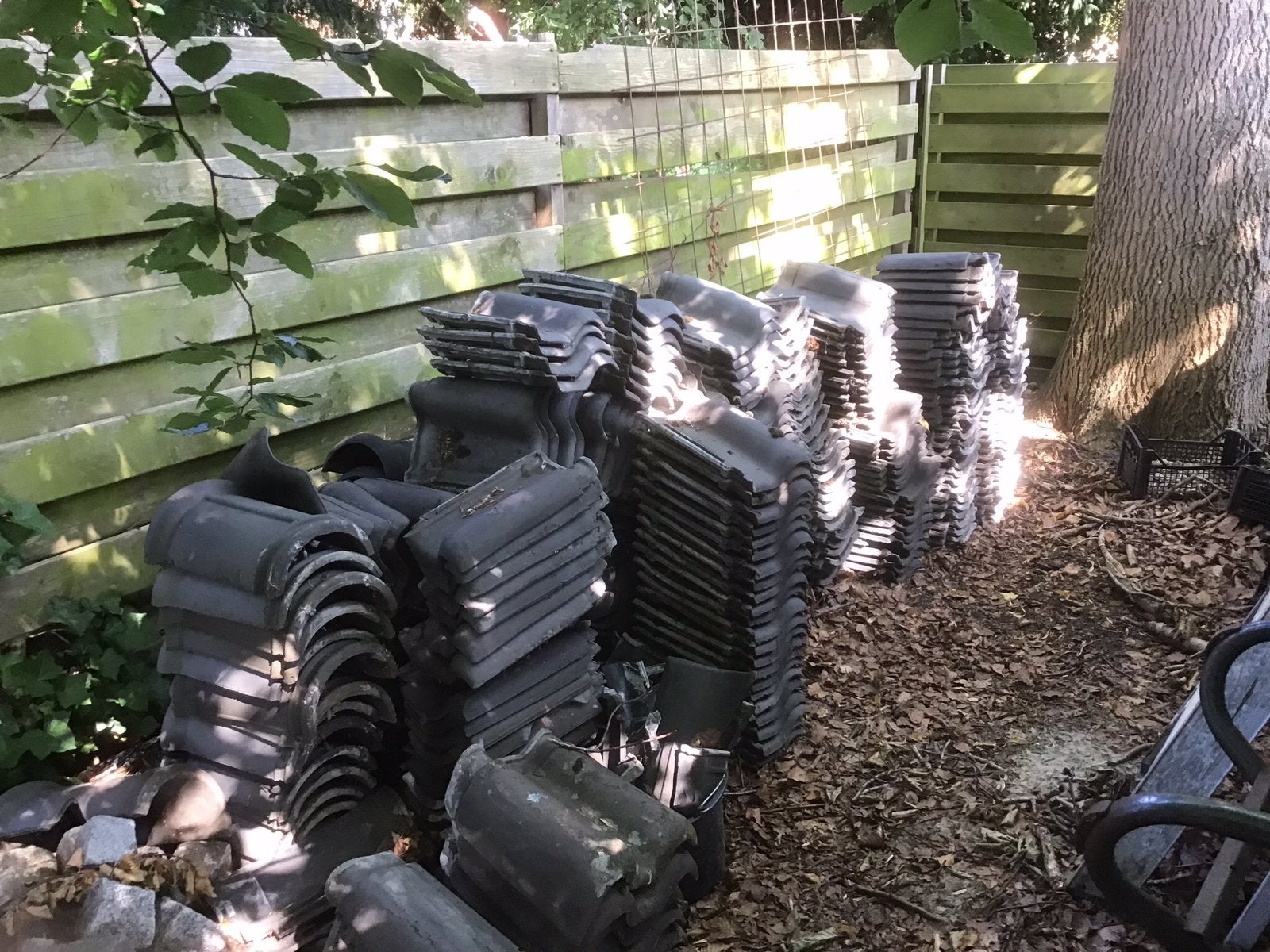 Dakpannen gratis af te halen, Doe-het-zelf en Verbouw, Dakpannen en Dakbedekking, Ophalen, Gebruikt, Steen of Klei, 15 m² of meer