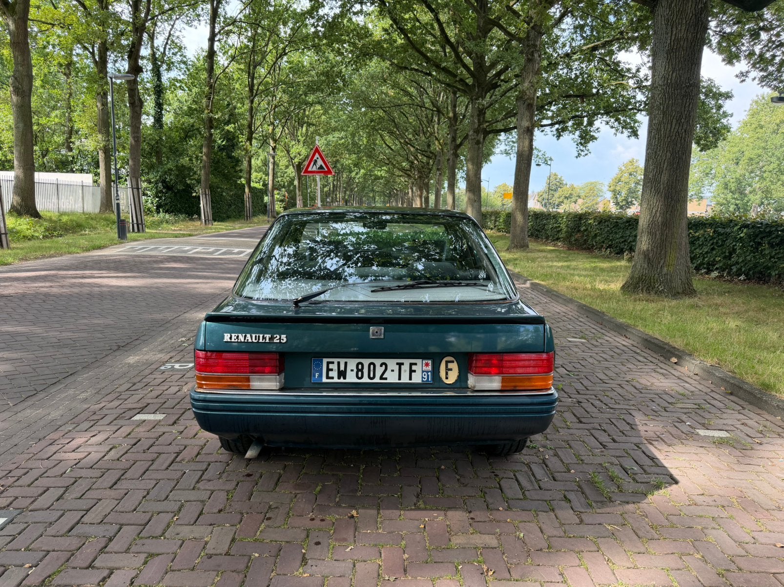 Renault 25 GTD 1984 Turbo Diesel, Auto's, Voorwielaandrijving, Stof, Bedrijf, Blauw