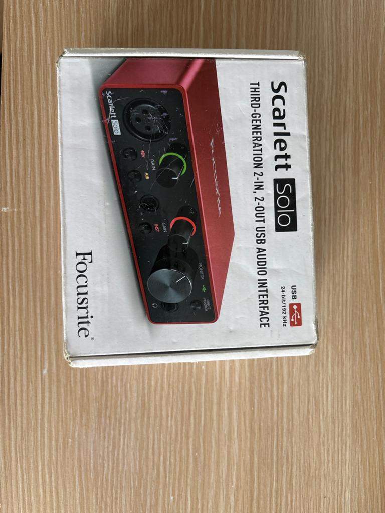 ≥ Focusrite Scarlett Solo 3e Gen Audio Interface - Z. Z.G.A.N.
