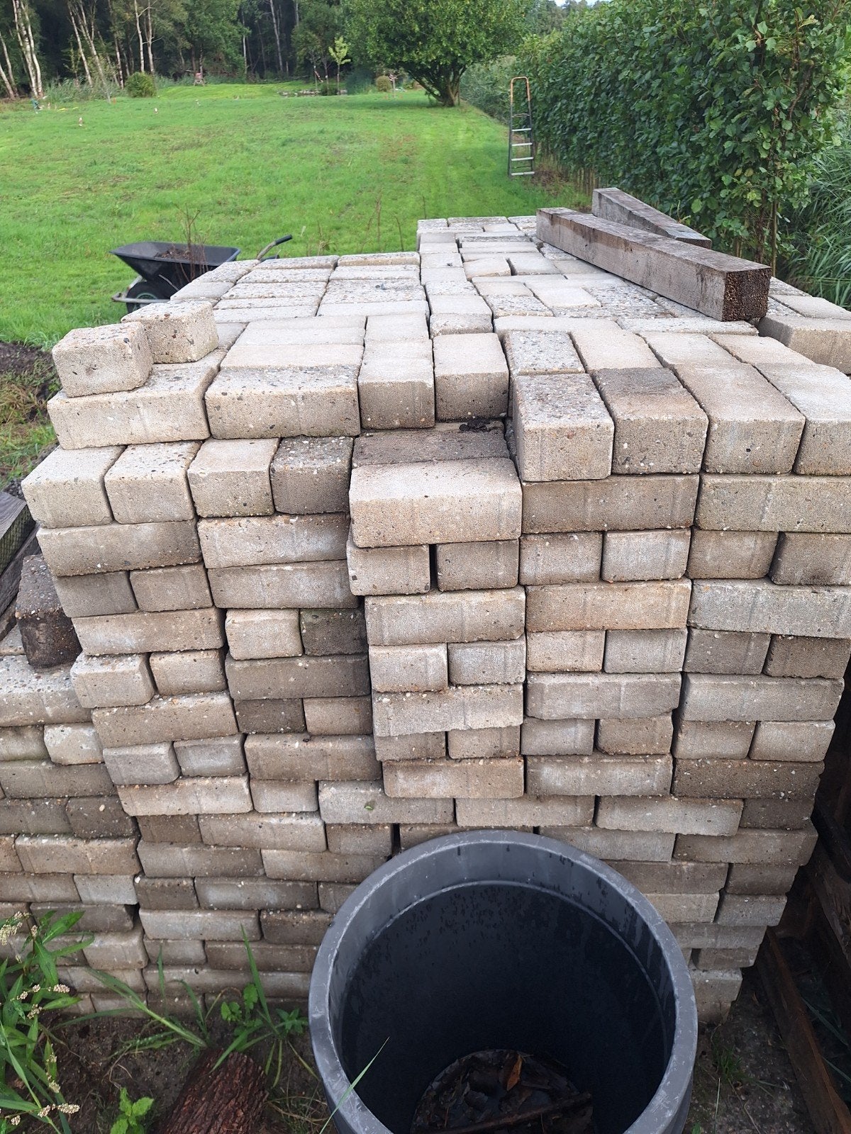 40m2 klinkers €40, Tuin en Terras, Ophalen, Gebruikt, Beton, Klinkers