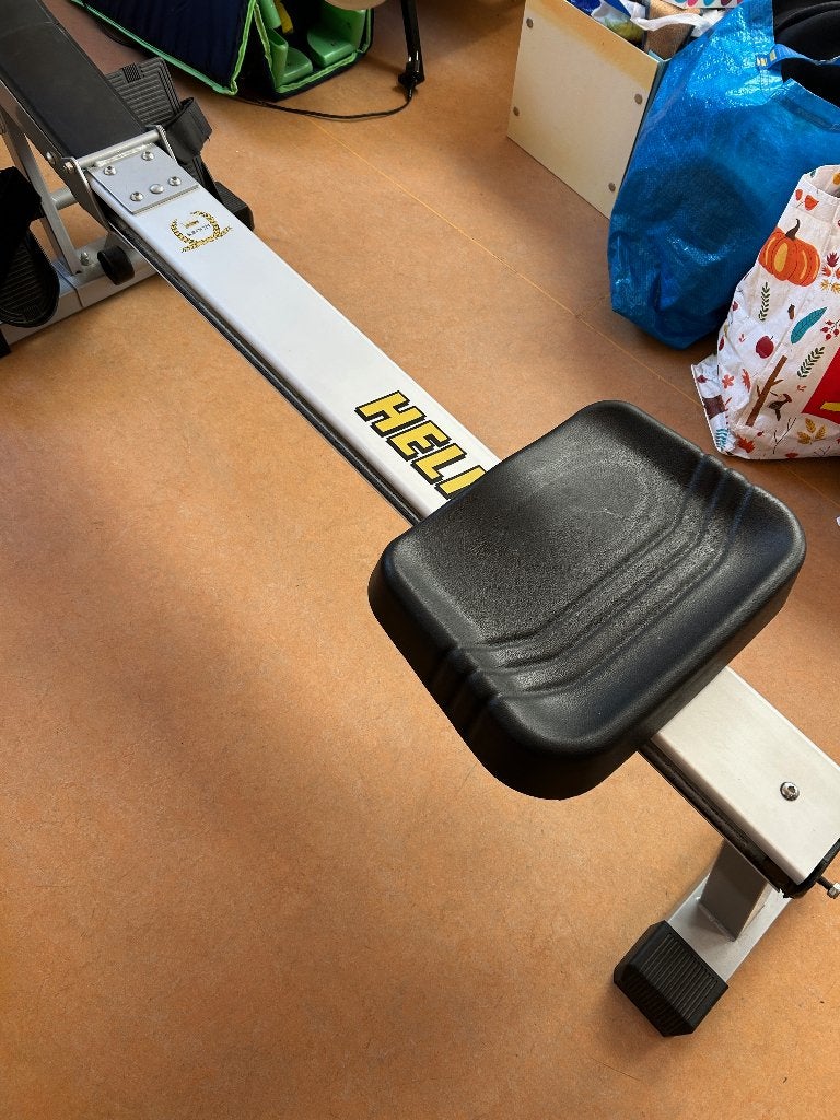 mooie roeimachine, Ophalen, Gebruikt, Metaal, Buik