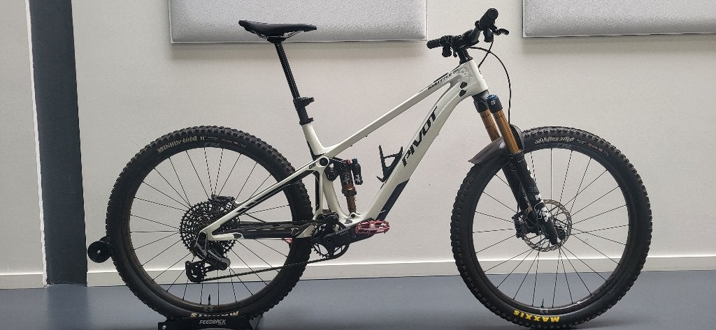 Pivot Shuttle SL E-mtb in maat L, Gebruikt, Fully, Schijfrem, Ophalen