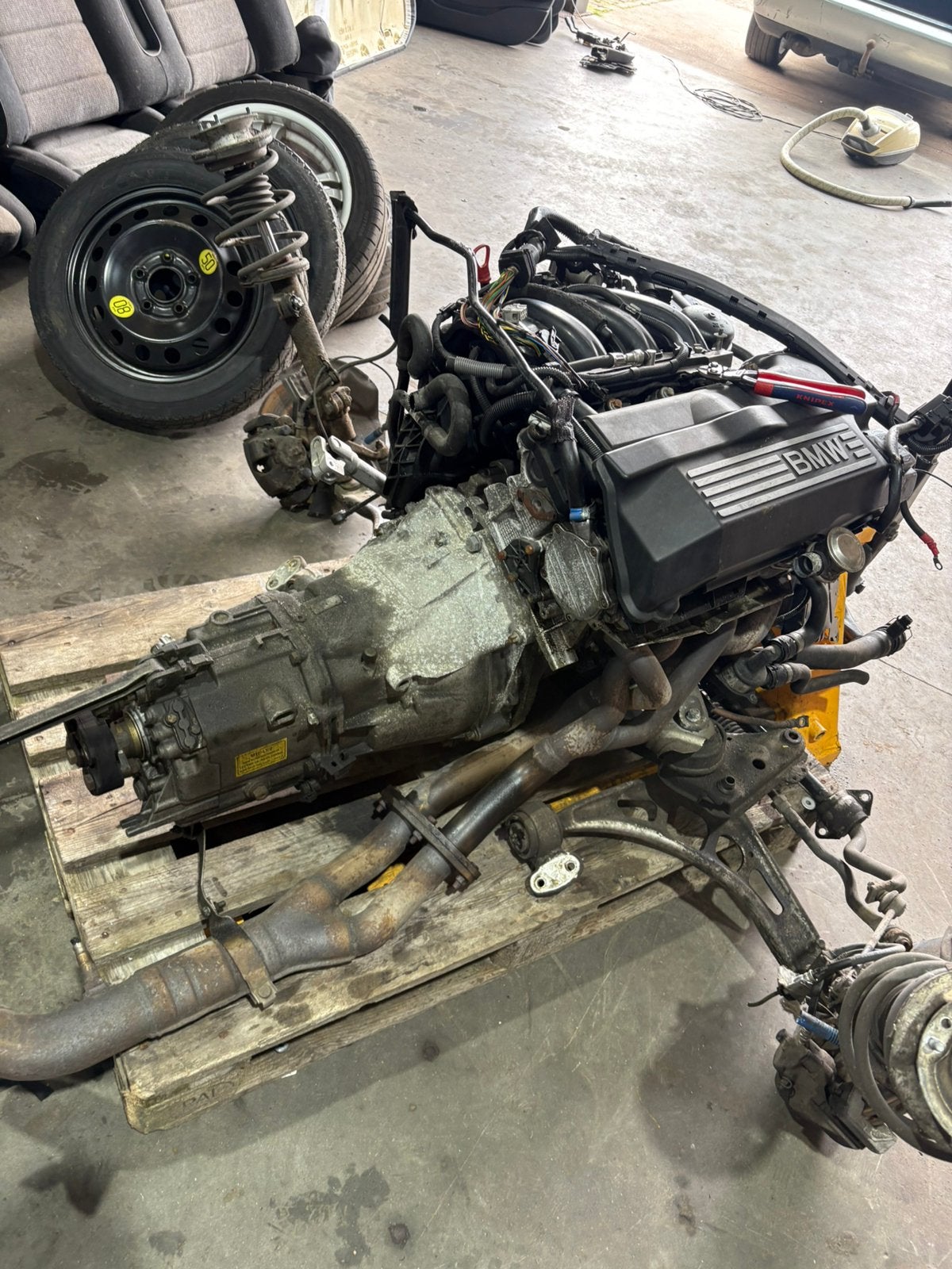 bmw motor 143 pk n42b20a, Ophalen of Verzenden, Gebruikt, BMW